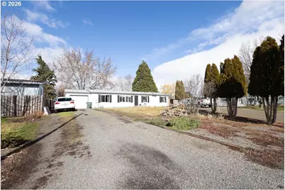 10500 W 5th St, Island City, OR 97850 - Photo 32