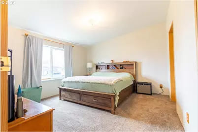 10500 W 5th St, Island City, OR 97850 - Photo 18