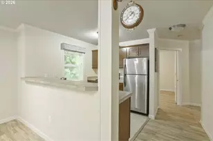 15062 NW Central Dr, Portland, OR 97229 - Photo 10