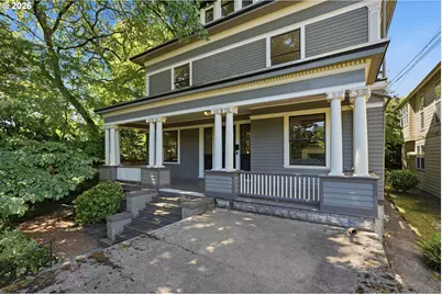 3425 S Corbett Ave, Portland, OR 97239 - Photo 1