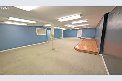 126 NE 2nd Ave, Hillsboro, OR 97124 - Photo 20