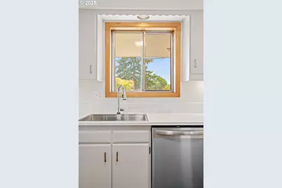 7307 SE Monroe St, Milwaukie, OR 97222 - Photo 8