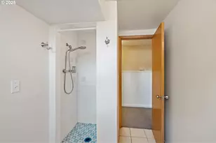 7307 SE Monroe St, Milwaukie, OR 97222 - Photo 28