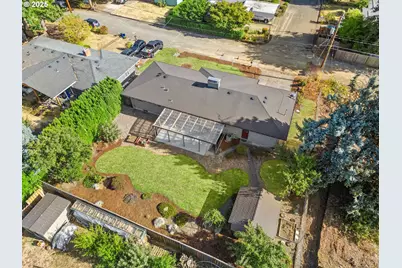 7307 SE Monroe St, Milwaukie, OR 97222 - Photo 40