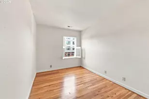 304 E 12th St, Vancouver, WA 98660 - Photo 14