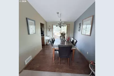 64810 McGrath Rd, Bend, OR 97701 - Photo 4