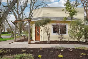 6001 N Delaware Ave, Portland, OR 97217 - Photo 2