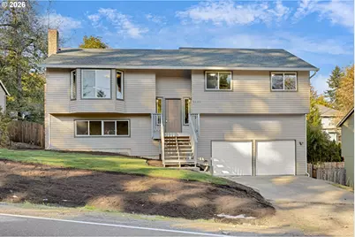 3525 SW Pomona St, Portland, OR 97219 - Photo 2