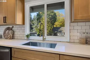 3525 SW Pomona St, Portland, OR 97219 - Photo 26