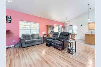 2331 NW Fendle Way, McMinnville, OR 97128 - Photo 6