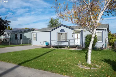 2957 W 10th St, The Dalles, OR 97058 - Photo 2