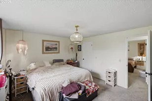 1945 Hazel St, Myrtle Point, OR 97458 - Photo 24