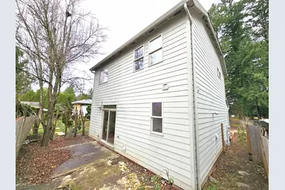 111 NE 149th Pl, Portland, OR 97230 - Photo 2
