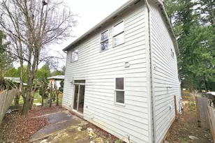 111 NE 149th Pl, Portland, OR 97230 - Photo 2