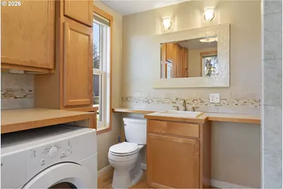 3225 Thomsen Rd, Hood River, OR 97031 - Photo 16