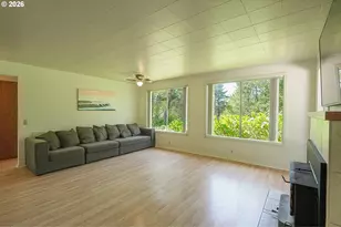 2835 SW Breakers Dr, Waldport, OR 97394 - Photo 6