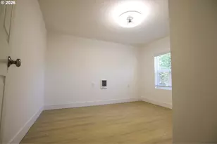 1860 30th St, Florence, OR 97439 - Photo 14