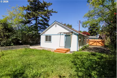 1860 30th St, Florence, OR 97439 - Photo 30