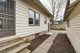 6305 SE 19th Ave, Portland, OR 97202 - Photo 32