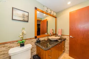 11840 SE Timber Valley Dr, Happy Valley, OR 97086 - Photo 8