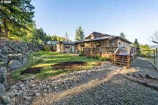 597 Cedar St, Sutherlin, OR 97479 - Photo 32
