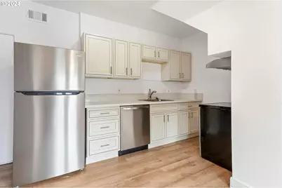 1314 SW Hall St, Portland, OR 97201 - Photo 8