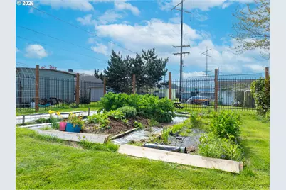 1950 Greenwood Ave, Reedsport, OR 97467 - Photo 20