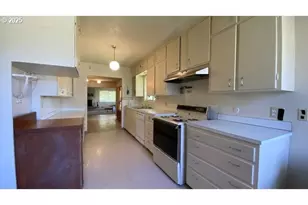333 Park, Grants Pass, OR 97527 - Photo 6