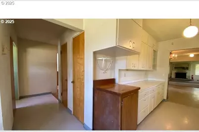 333 Park, Grants Pass, OR 97527 - Photo 4