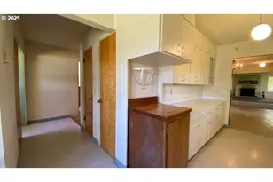 333 Park, Grants Pass, OR 97527 - Photo 4