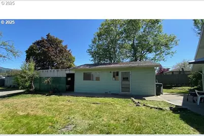 333 Park, Grants Pass, OR 97527 - Photo 44