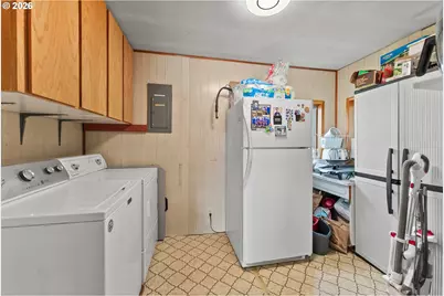 162 Kruse St, Sutherlin, OR 97479 - Photo 48
