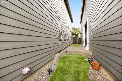 840 SE Bacarra St, Hillsboro, OR 97123 - Photo 20