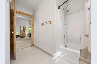 24990 E Tillicum St, Welches, OR 97067 - Photo 16