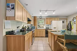 24990 E Tillicum St, Welches, OR 97067 - Photo 10