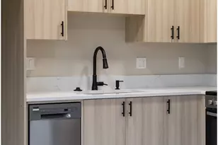 14372 SE Knight St, Portland, OR 97236 - Photo 8