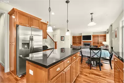 1633 SW Joshua St, Portland, OR 97219 - Photo 16