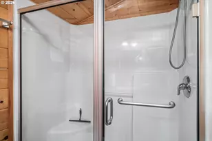 56483 McKenzie Hwy, McKenzie Bridge, OR 97413 - Photo 24