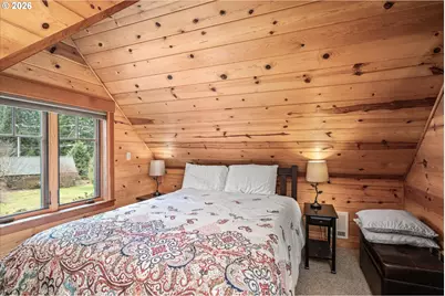 56483 McKenzie Hwy #16, McKenzie Bridge, OR 97413 - Photo 18