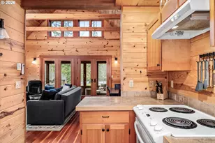 56483 McKenzie Hwy, McKenzie Bridge, OR 97413 - Photo 8