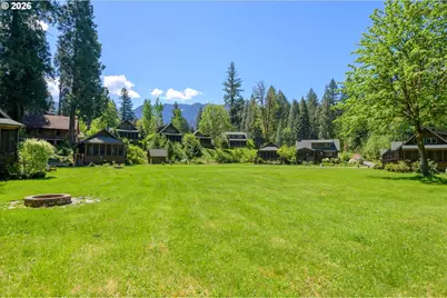 56483 McKenzie Hwy #16, McKenzie Bridge, OR 97413 - Photo 34