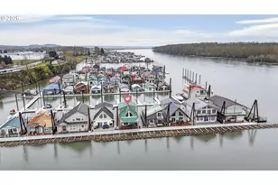 19609 NE Marine Dr, Portland, OR 97230 - Photo 32