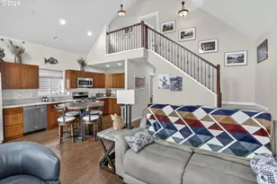 19609 NE Marine Dr, Portland, OR 97230 - Photo 10