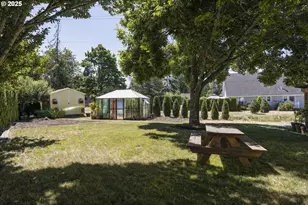 985 E College St, Mount Angel, OR 97362 - Photo 32