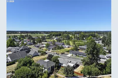 985 E College St, Mount Angel, OR 97362 - Photo 40