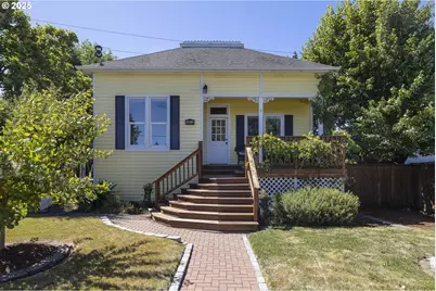 985 E College St, Mount Angel, OR 97362 - Photo 2