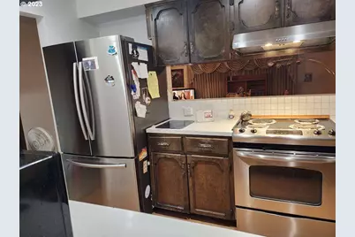 5723 NE Hazel Dell Ave #B, Vancouver, WA 98663 - Photo 4