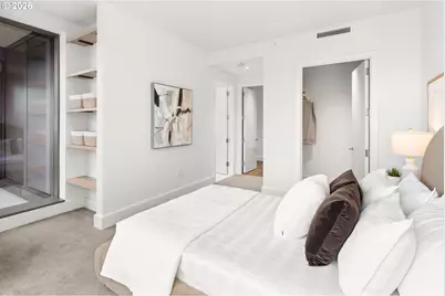 550 SW 10th Ave #2405, Portland, OR 97205 - Photo 24