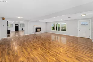 203 5th Ave, Sweet Home, OR 97386 - Photo 8