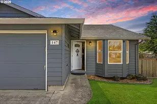 147 E 8th St, Lafayette, OR 97127 - Photo 4